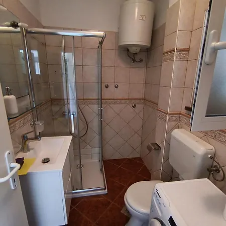 Alex Apartmán *